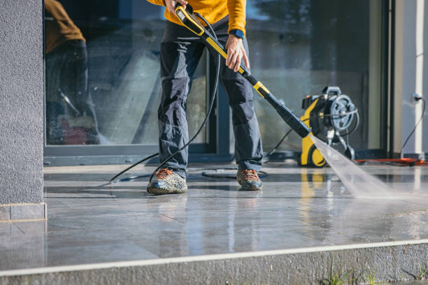 Professional  Pressure Washing Services in Austin, MN